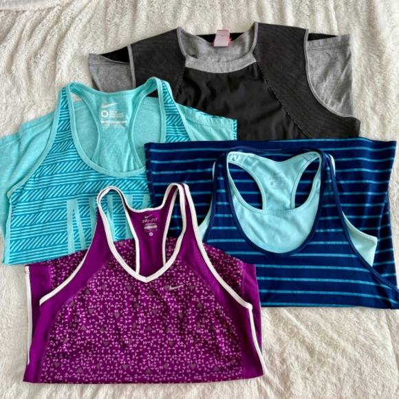 Bundle of 4 Nike Athletic Tank Tops - Size Medium - Picture 2 of 11